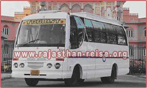 Touristen Bus mit 18 Sitze