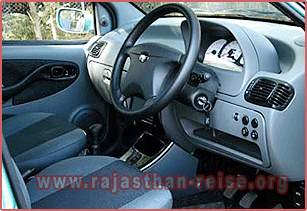 Innenseite von dem Auto Indigo !