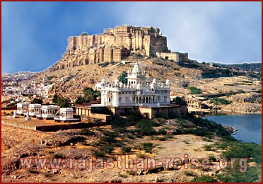 Mehrangarh fort (wide view)