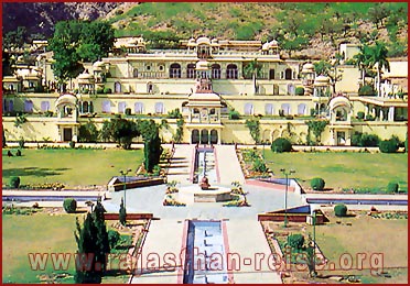 Sisodia Rani Garden-Jaipur